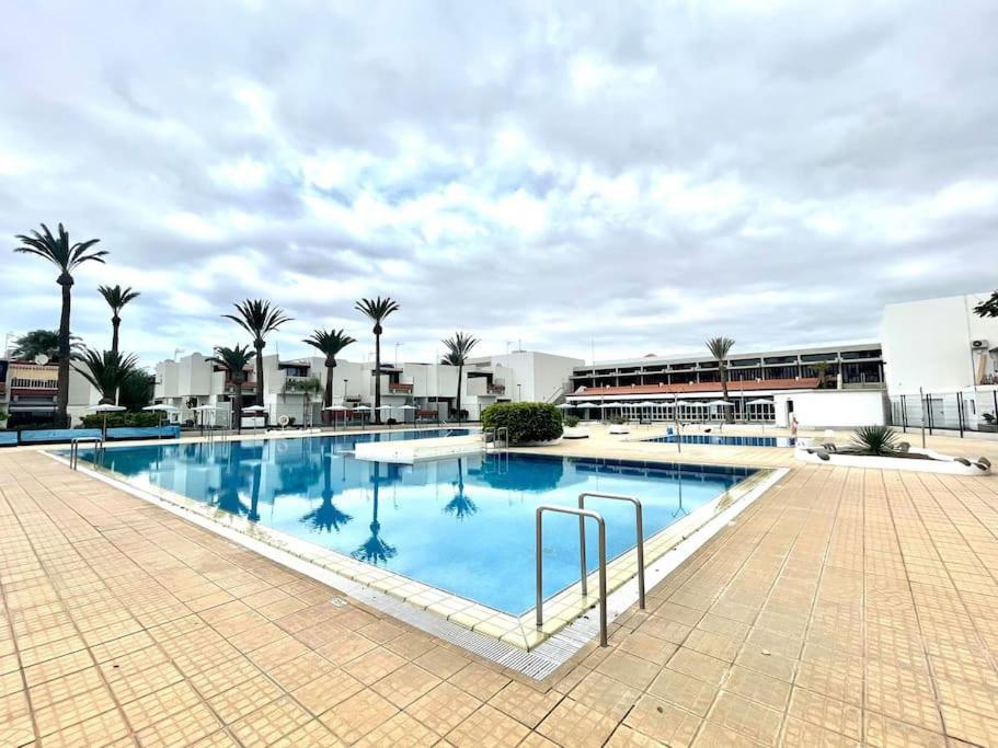Apartamento Con Piscina Sur De Tenerife Costa del Silencio Exterior foto